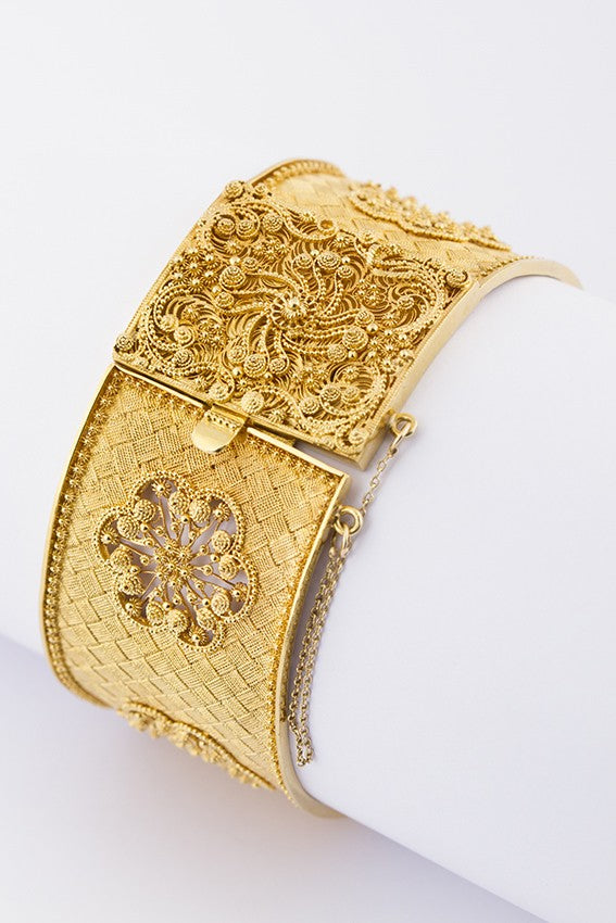 Antique gold filigree bracelet