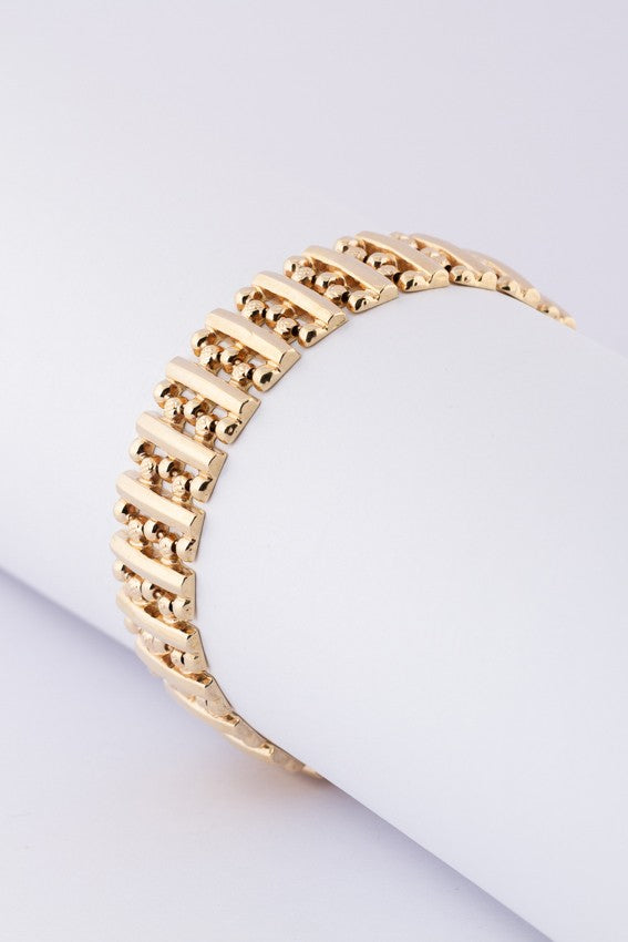 Gold link bracelet
