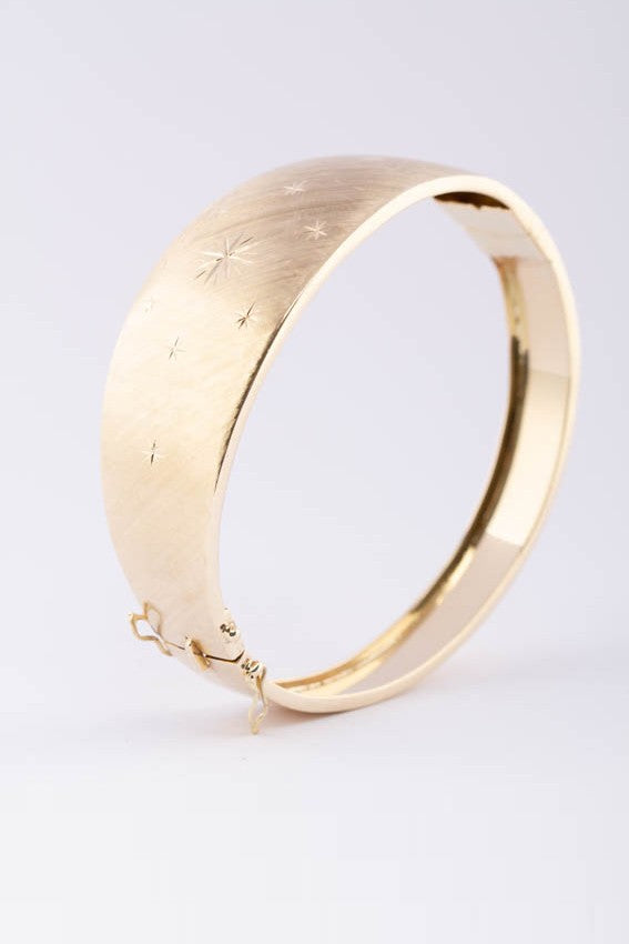 Gouden gematteerde slaven armband