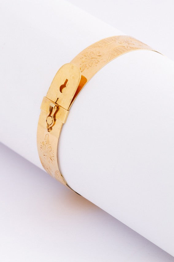 Gold Biedermeier bracelet with onyx flowers