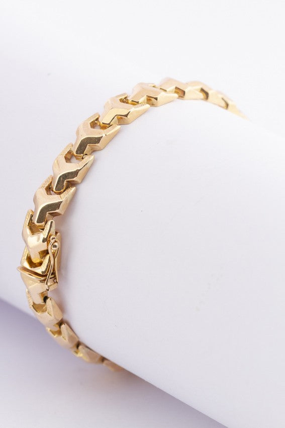 Gold link bracelet