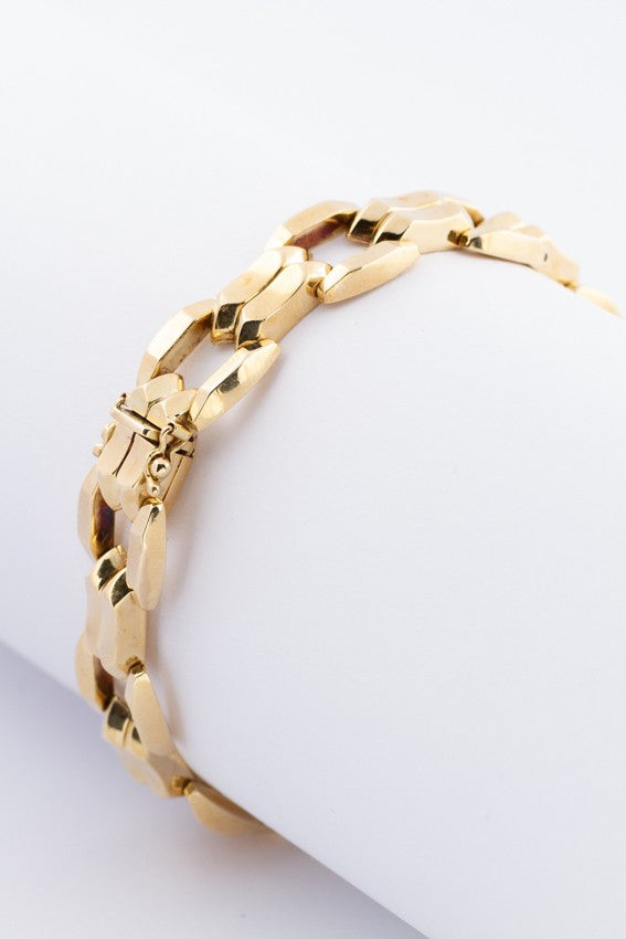 Gold link bracelet