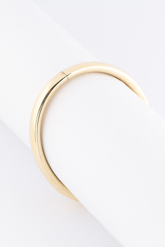 Gouden bangle armband met scharnier sluiting