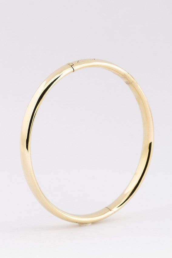 Gouden bangle met scharnier sluiting (grote maat)