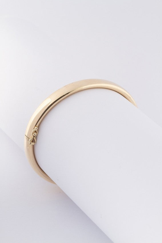 Gouden bangle met scharnier sluiting