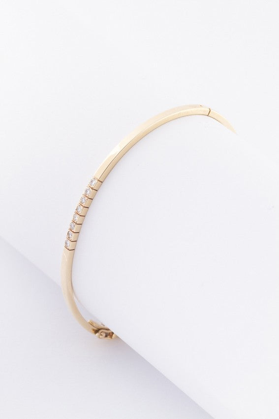 Gouden armband met 8 briljanten en scharnier sluiting