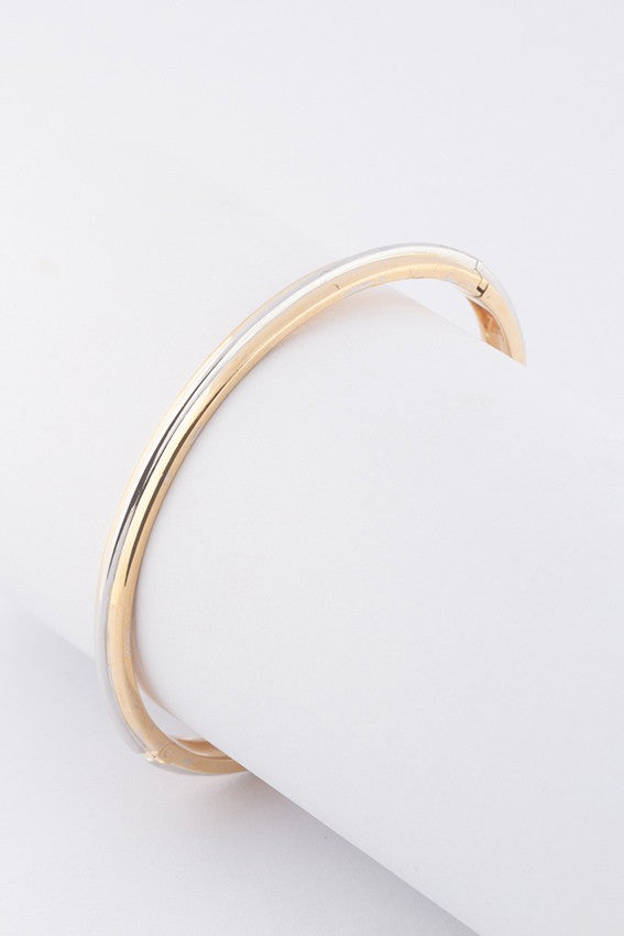 White/yellow gold bangle from the Le Chic brand with sapphire and diamonds