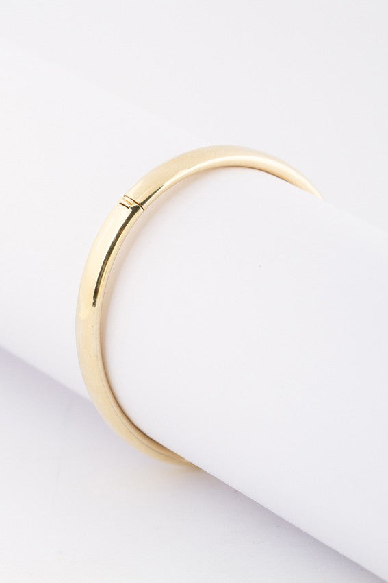 Gouden bangle met scharnier sluiting