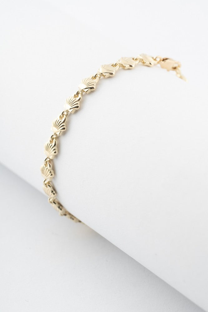 Solid gold shell link bracelet