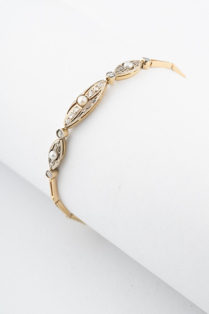Antique gold link bracelet with rose-cut diamonds and pearls