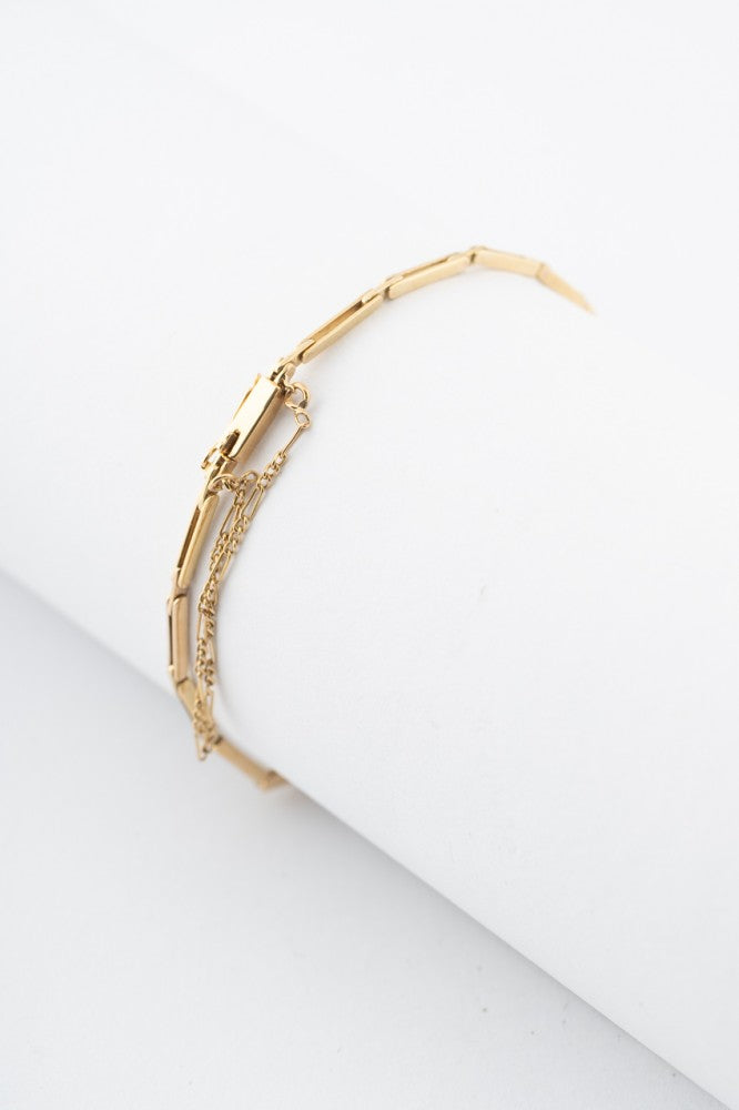 Antique gold link bracelet with rose-cut diamonds and pearls