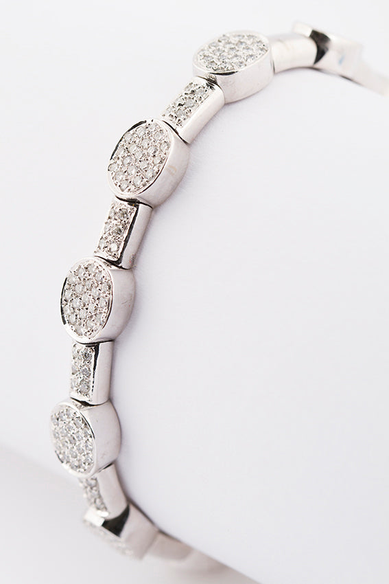 White gold clamp bracelet with brilliant