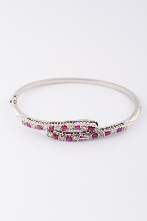 White gold slave bracelet with ruby ​​and diamonds