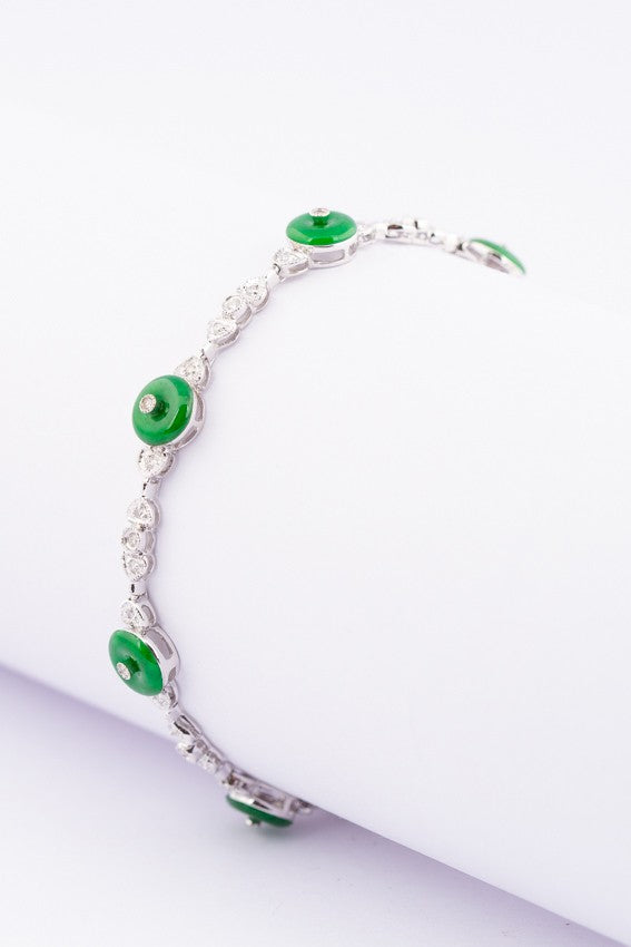 White gold bracelet with jade and diamonds