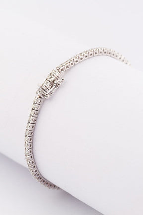 White gold tennis bracelet with 70 diamonds