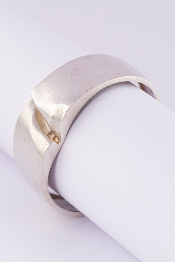 Silver clamp bracelet from the Lapponia brand.