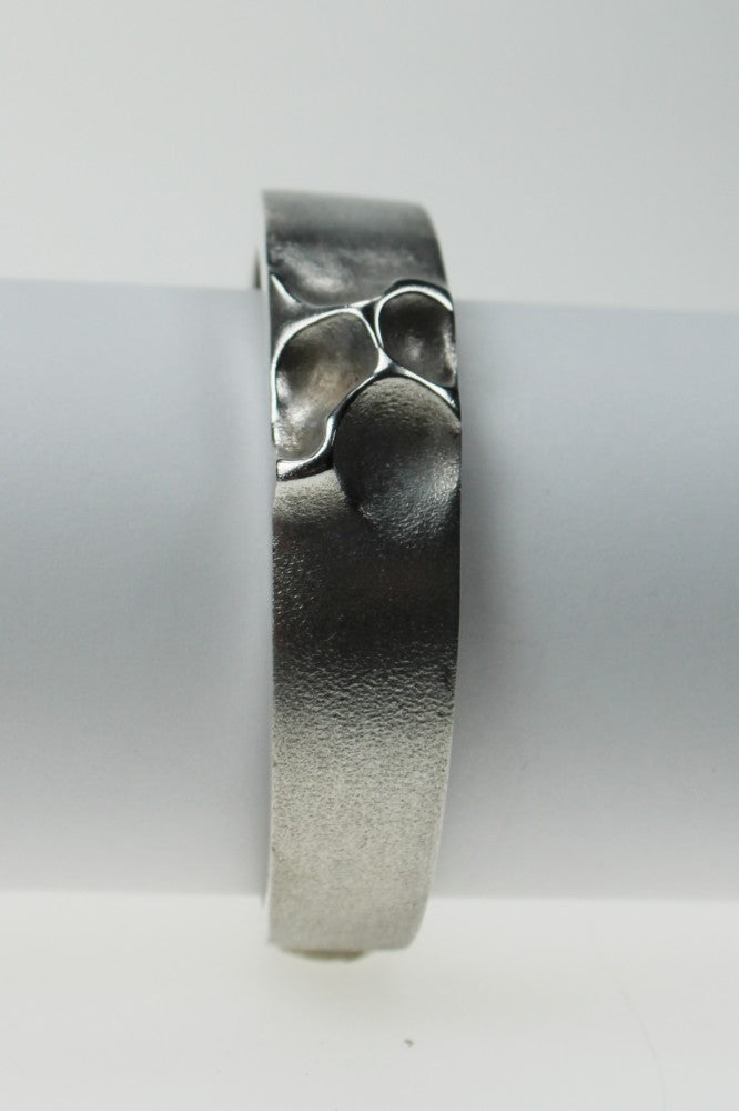 Silver clamp bracelet