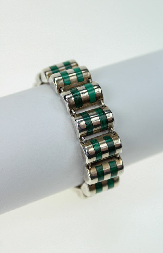 Silver bracelet with malachite