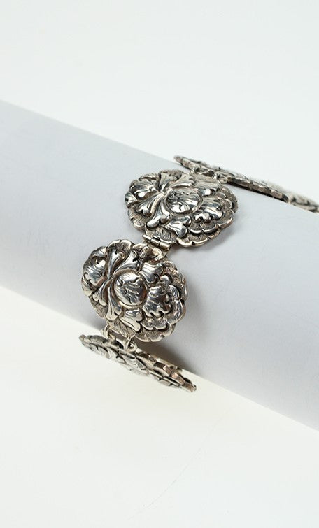 Silver link bracelet with tiger/falcon eye