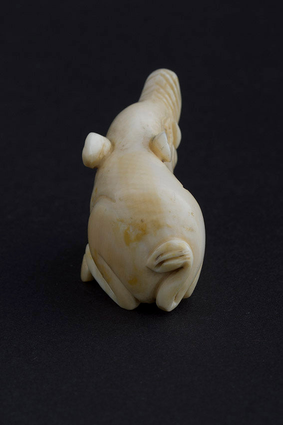 Antique ivory netsuké pig