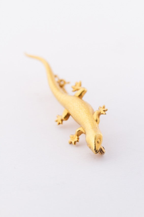 Golden salamander brooch