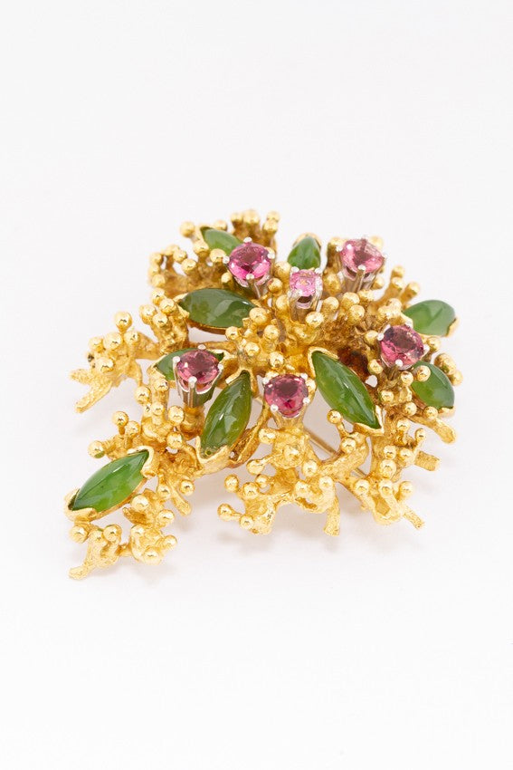 Gold brooch with jade and tourmaline