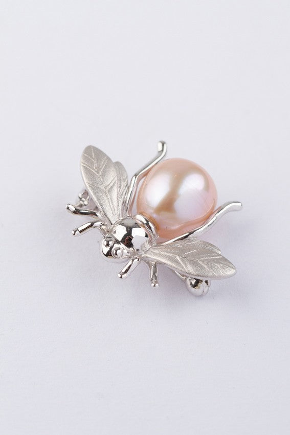 White gold insect brooch with freshwater pearl
