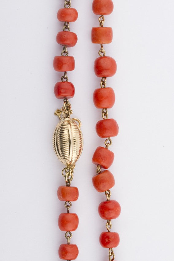 Bloedkoralen collier op goud geregen