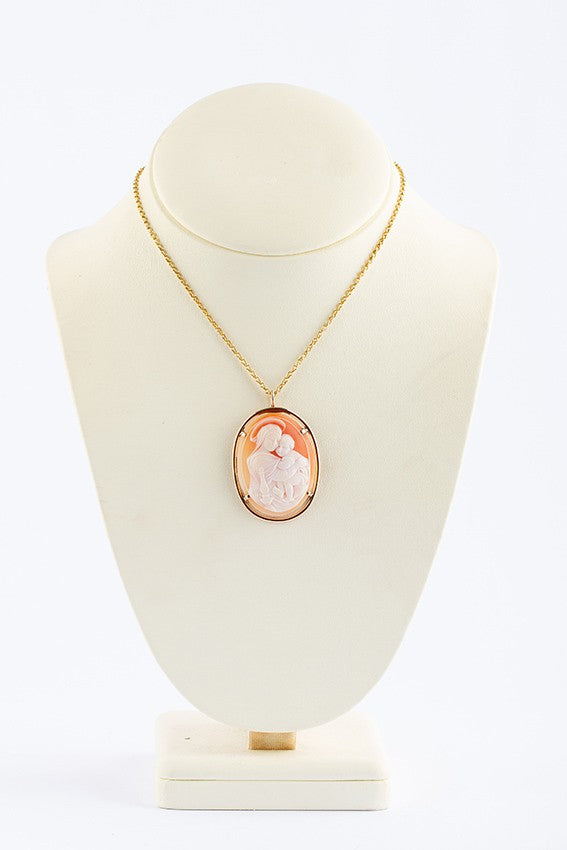 Antique shell cameo pendant