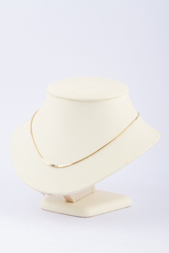 Gouden collier met saffier en 2 briljanten