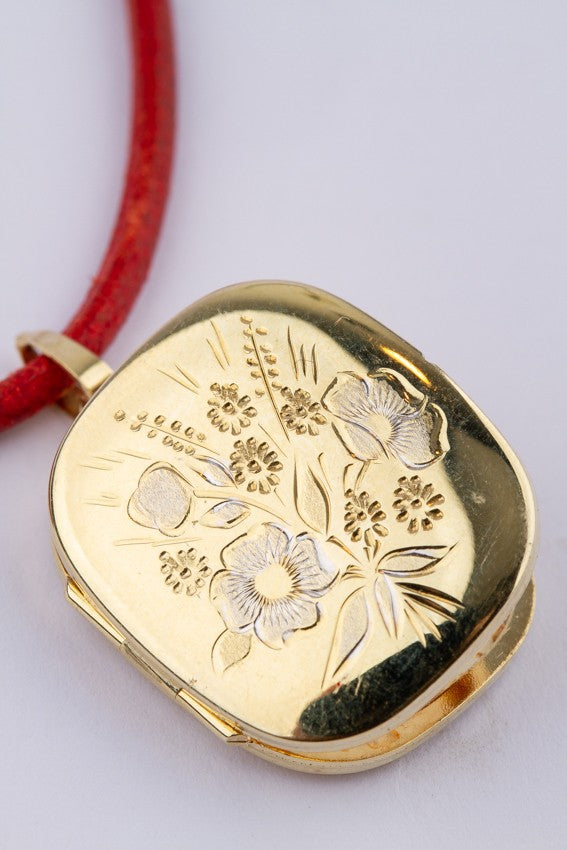 Gouden medaillon Biedermeier stijl