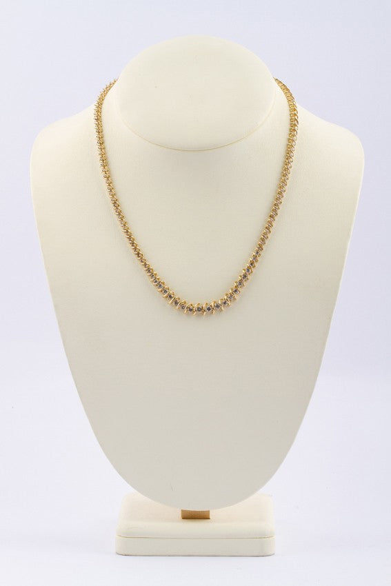 Gouden collier met 119 briljanten