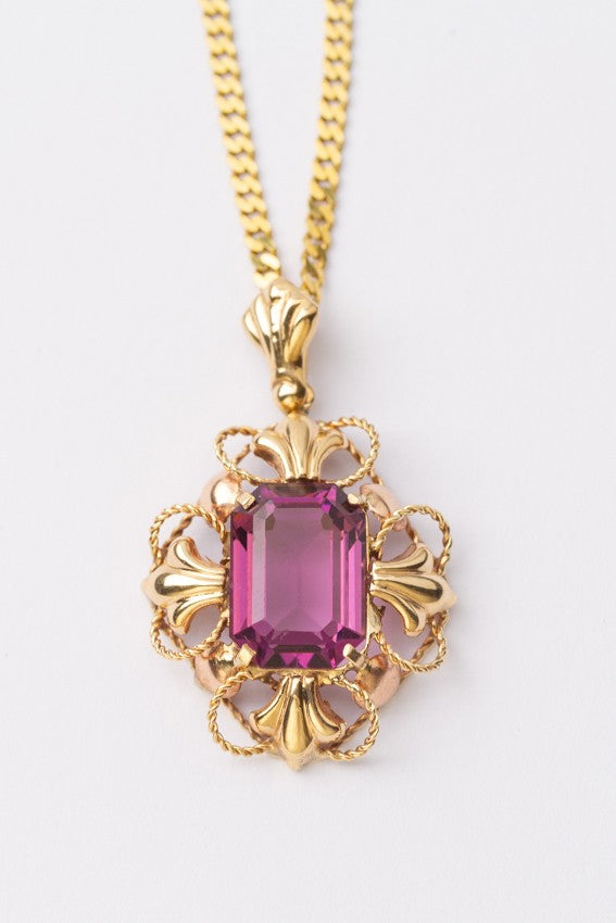 Gouden hanger met amethist