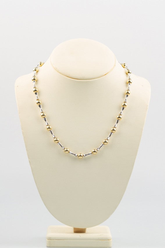 White/yellow gold necklace