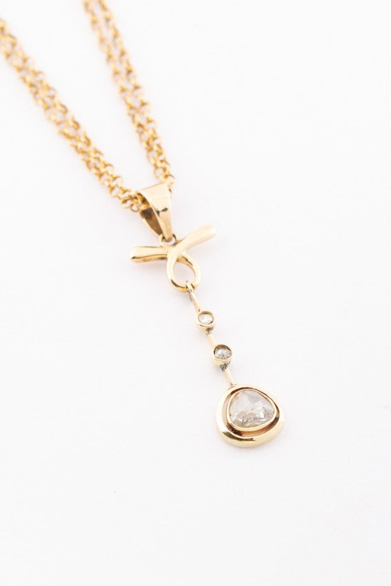 Gouden Art Nouveau hanger met diamanten