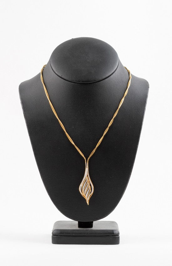 Gouden collier met 30 briljanten