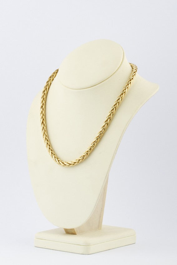 Gouden gevlochten collier