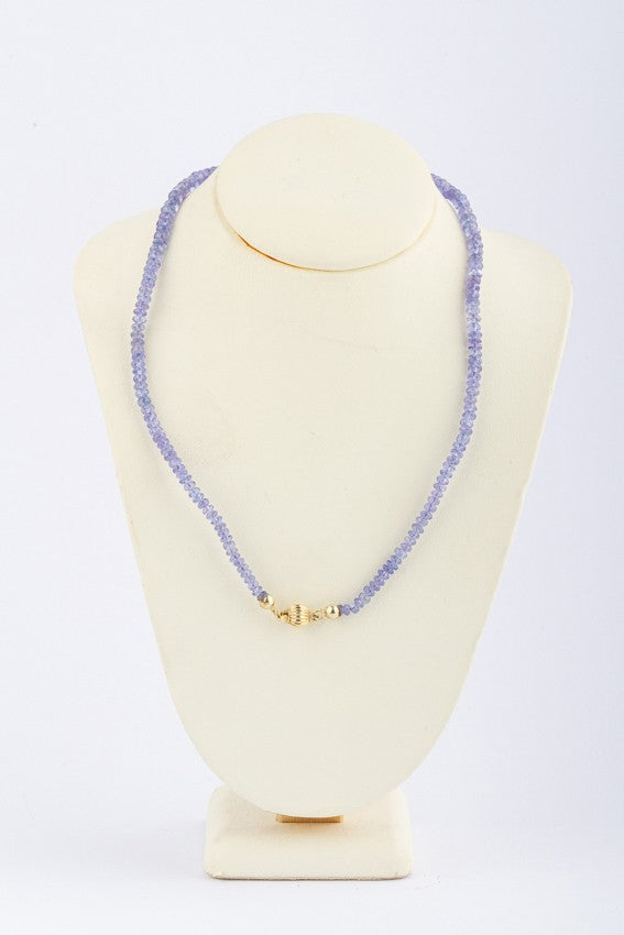 Tanzanite necklace en-chute strung on a gold clasp