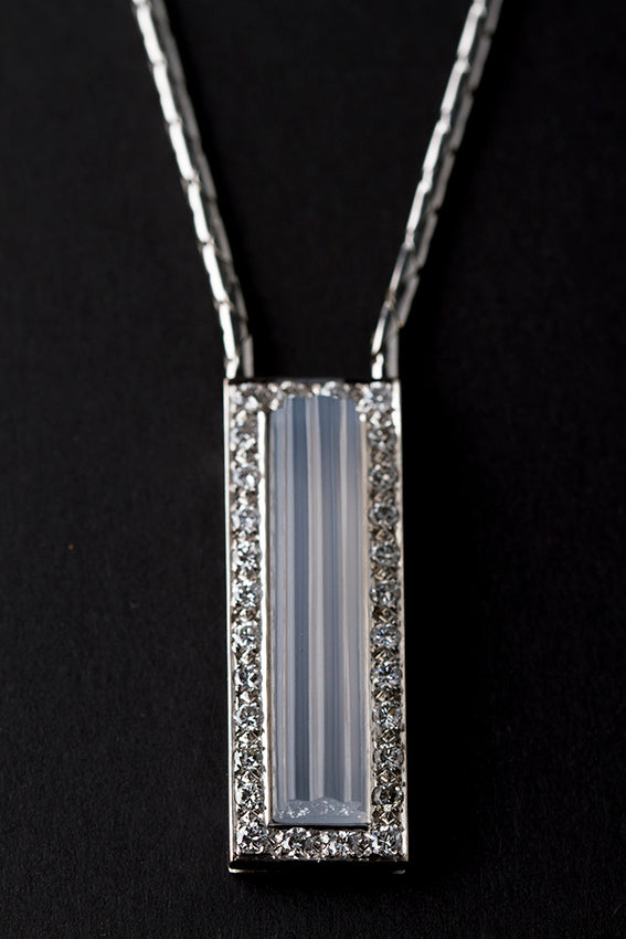 White gold necklace and pendant with chalcedony
