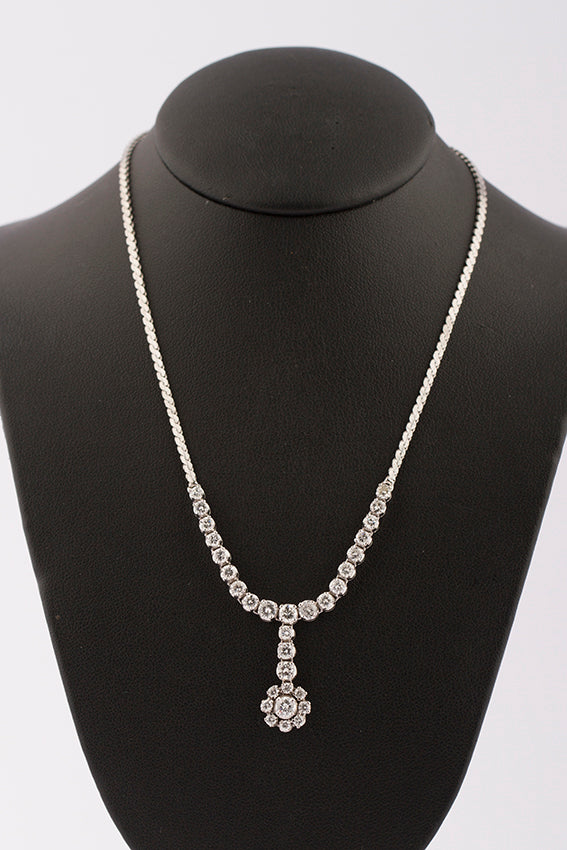 White gold necklace with diamonds