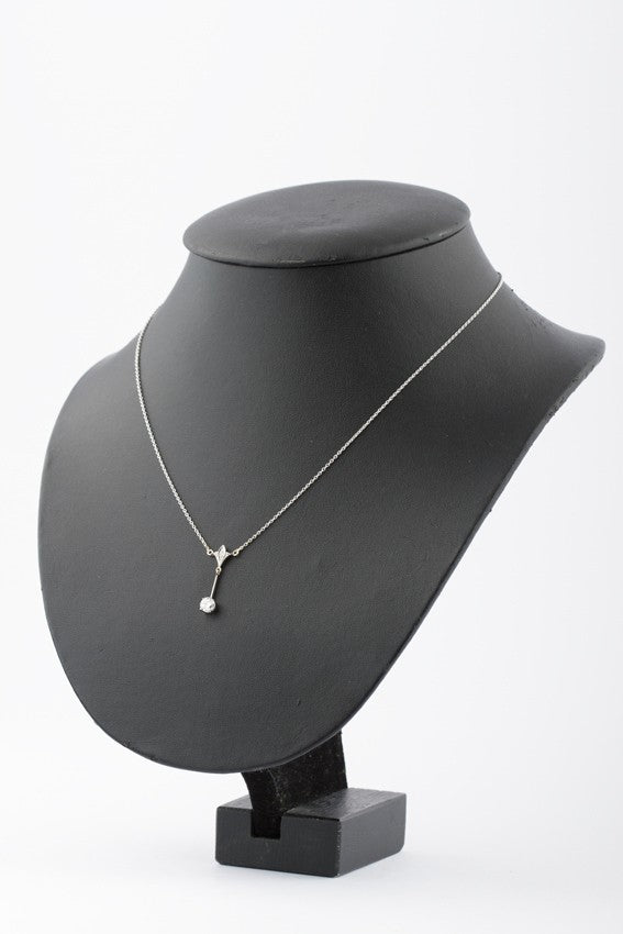 Wit gouden Art Déco hanger met briljant