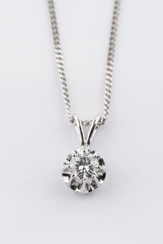 Wit gouden solitair hanger met briljant