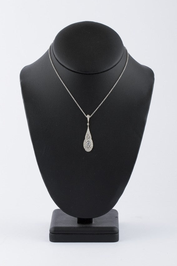 White gold Art Deco pendant with brilliant and diamond