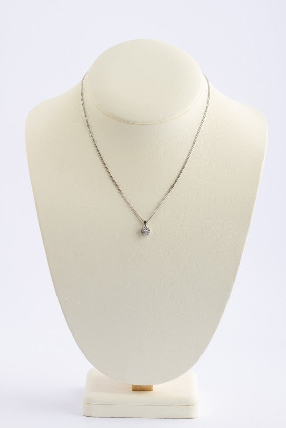 White gold entourage pendant with diamonds