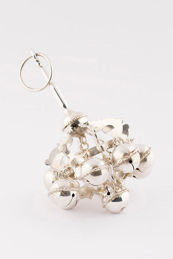 Oude zilveren baby rammelaar