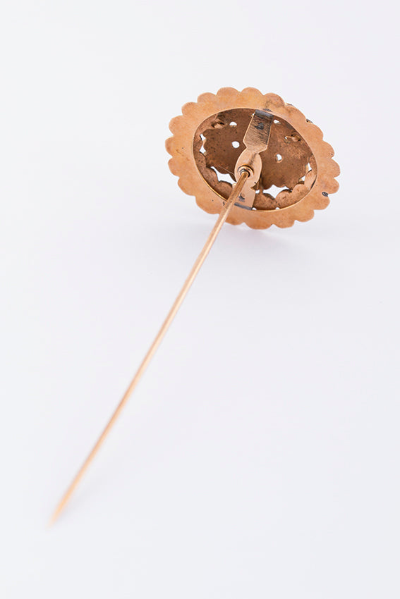 Antieke gouden mutsenspeld