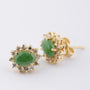 Gouden entourage oorknoppen met jade en briljanten