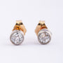 Wit/geel gouden solitair oorknoppen met oud slijpsel briljant