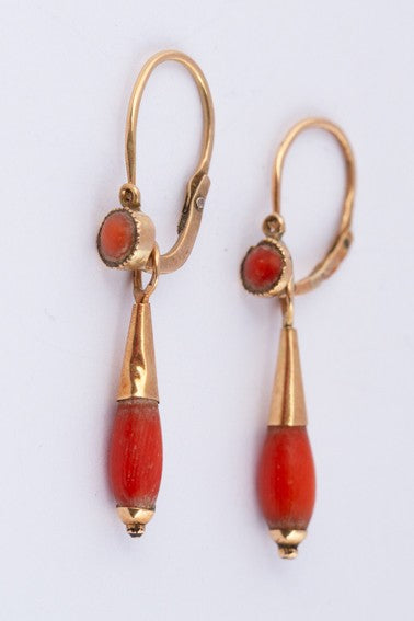 Antique gold earrings with red coral
