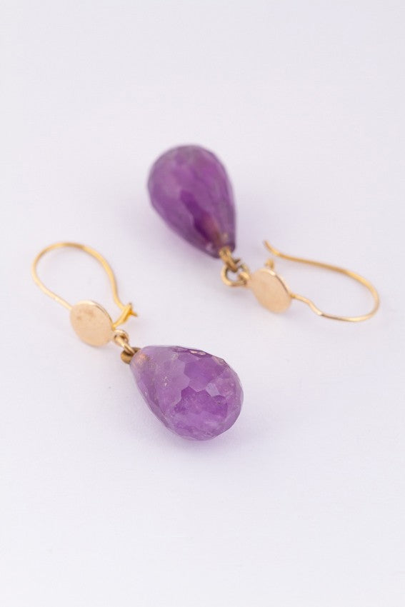 Gouden oorhangers met amethist